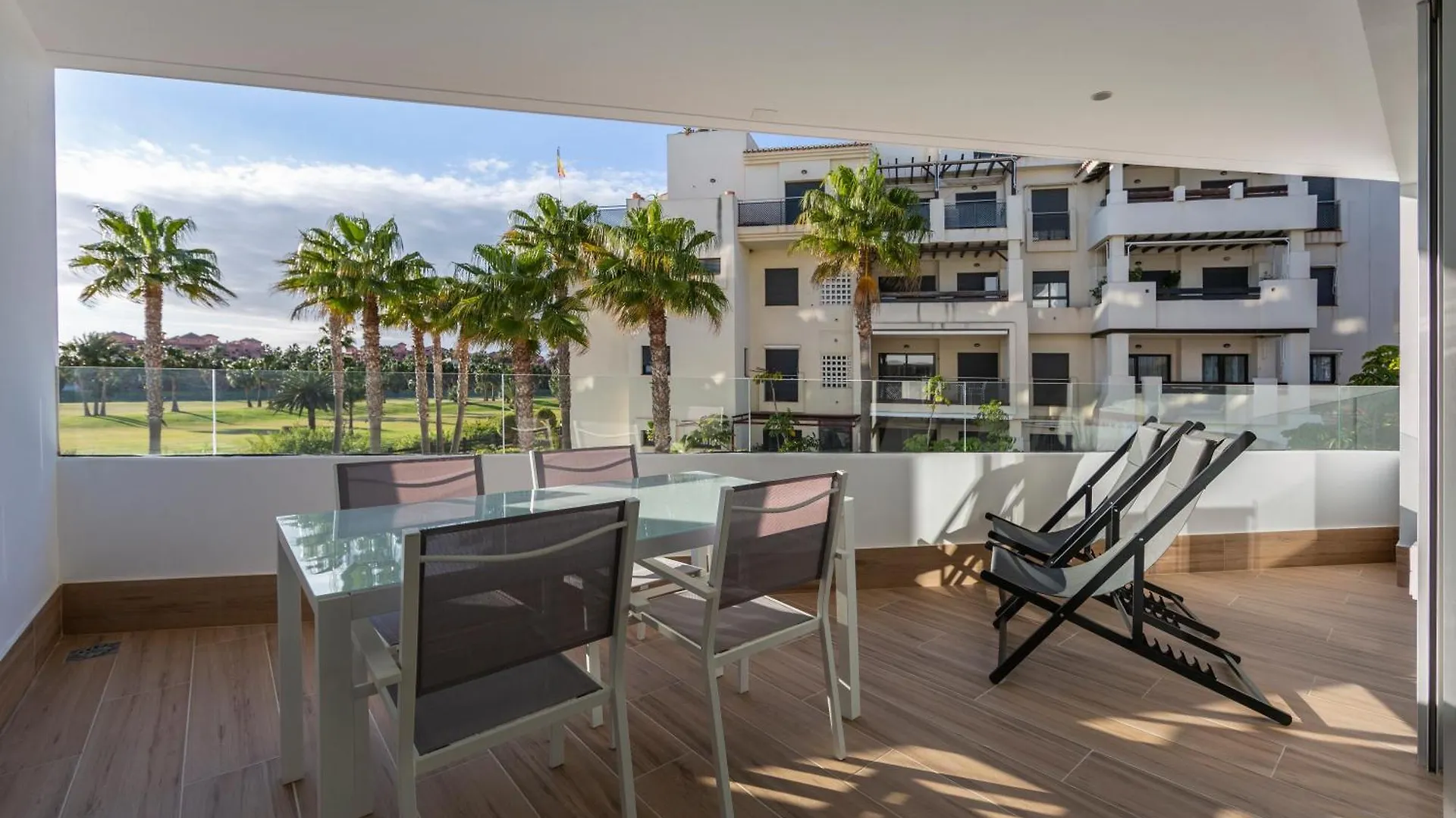 Homity Holidays - Playa Granada - Mar De Astrid Motril