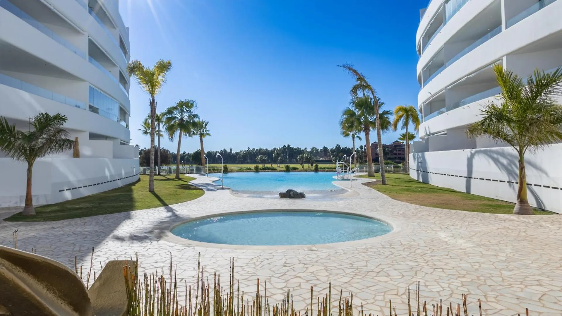 Homity Holidays - Playa Granada - Mar De Astrid Motril