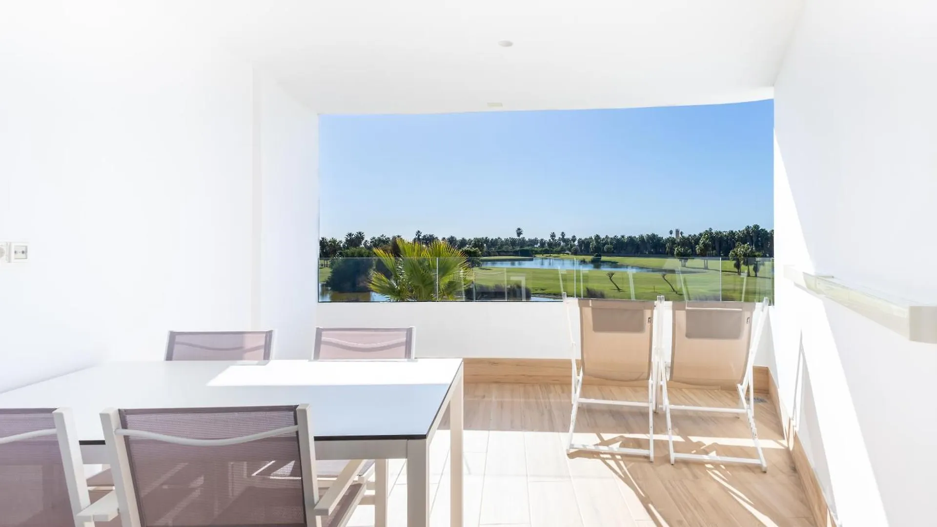Homity Holidays - Playa Granada - Mar De Astrid Motril