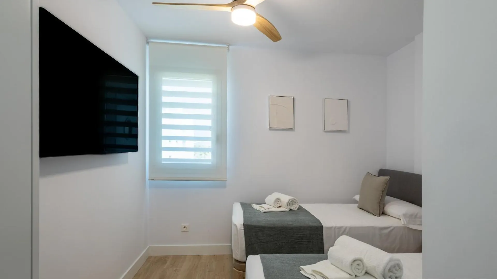 Homity Holidays - Playa Granada - Mar De Astrid Motril
